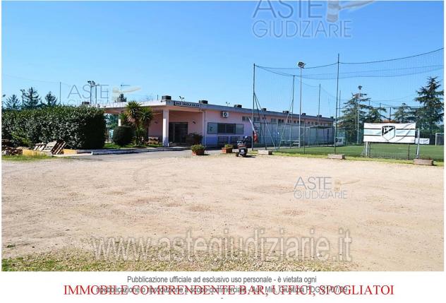 negozio in vendita ad Aprilia