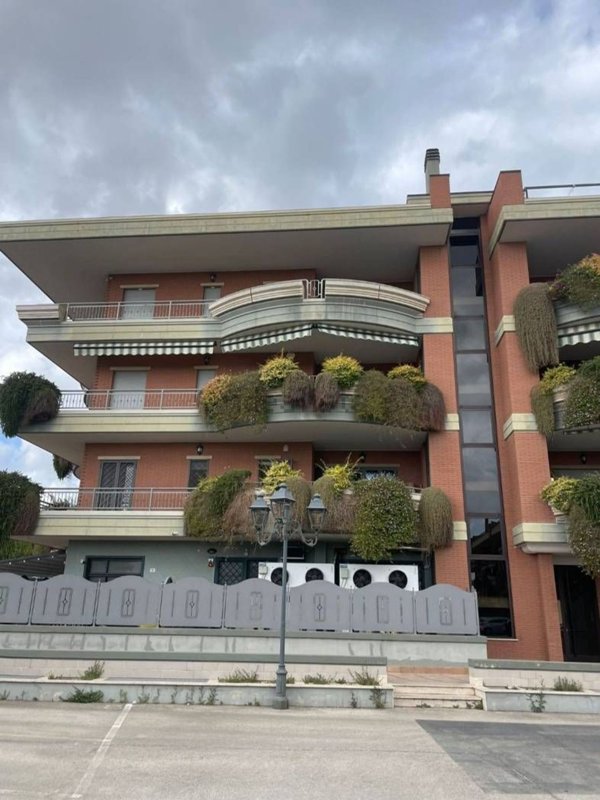 appartamento in vendita ad Aprilia