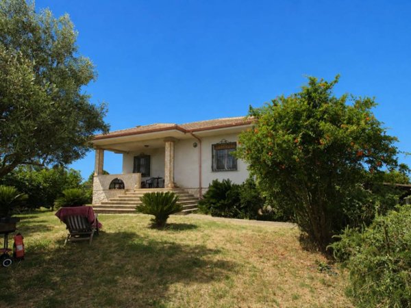 casa indipendente in vendita ad Aprilia