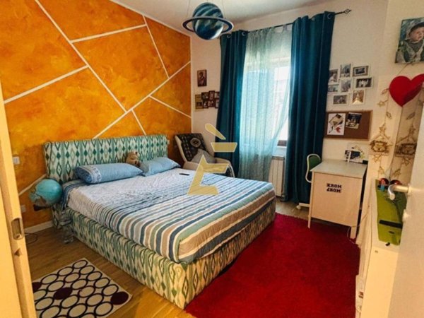 casa indipendente in vendita ad Aprilia in zona Cogna