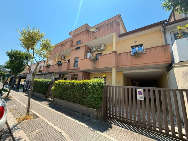 appartamento in vendita ad Aprilia