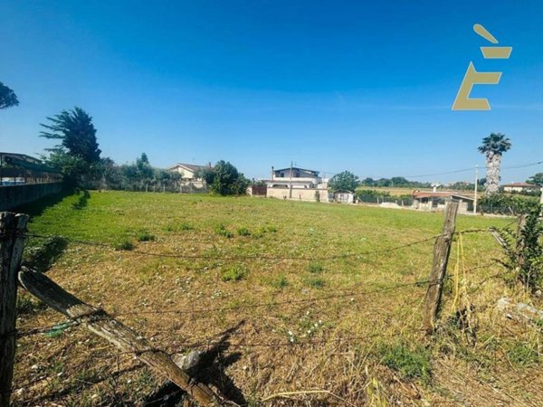 terreno agricolo in vendita ad Aprilia in zona Fossignano