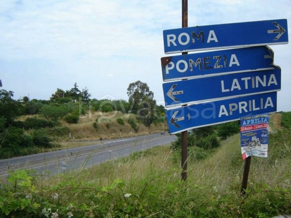 terreno agricolo in vendita ad Aprilia in zona Torre del Padiglione