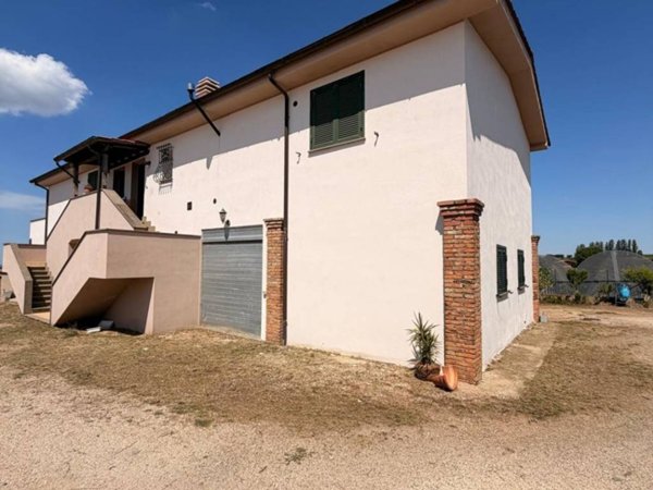 appartamento in vendita ad Aprilia