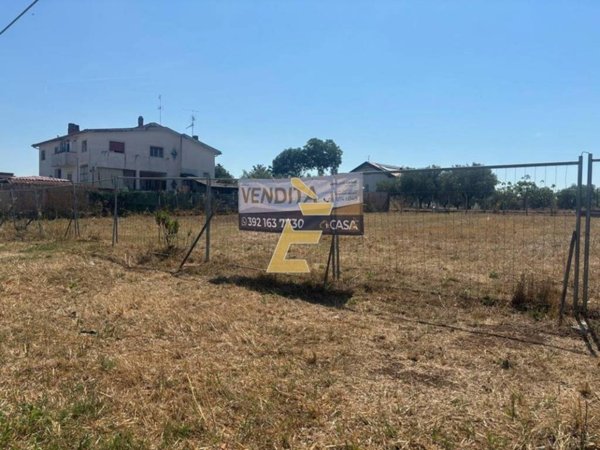 terreno agricolo in vendita ad Aprilia in zona Riserva Nuova