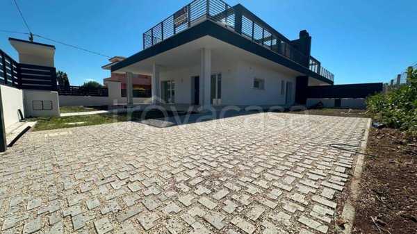 casa indipendente in vendita ad Aprilia