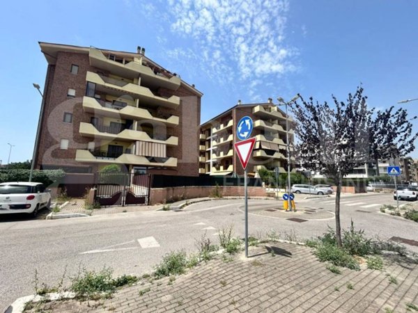 appartamento in vendita ad Aprilia