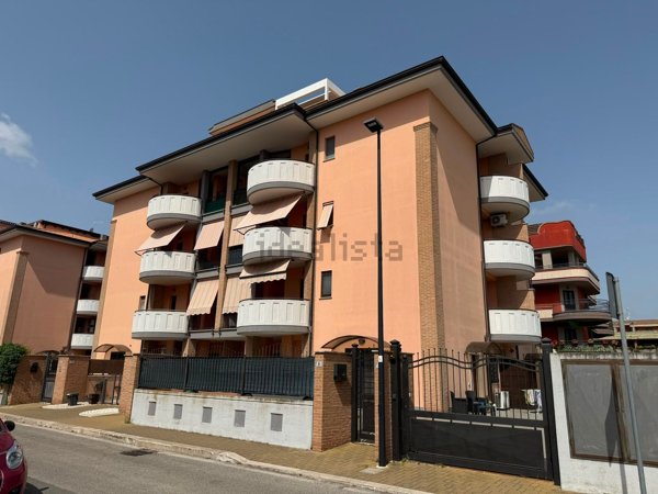 appartamento in vendita ad Aprilia