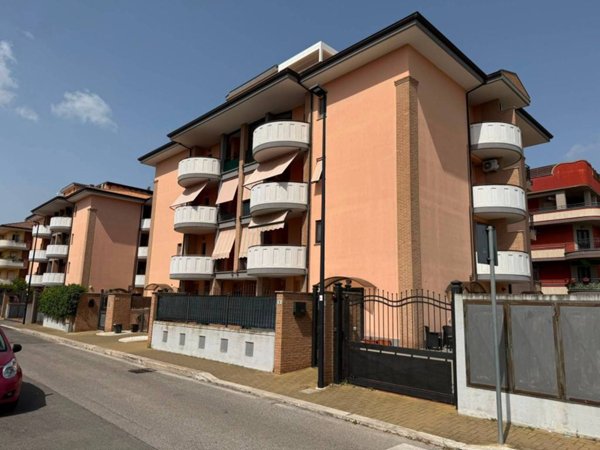 appartamento in vendita ad Aprilia
