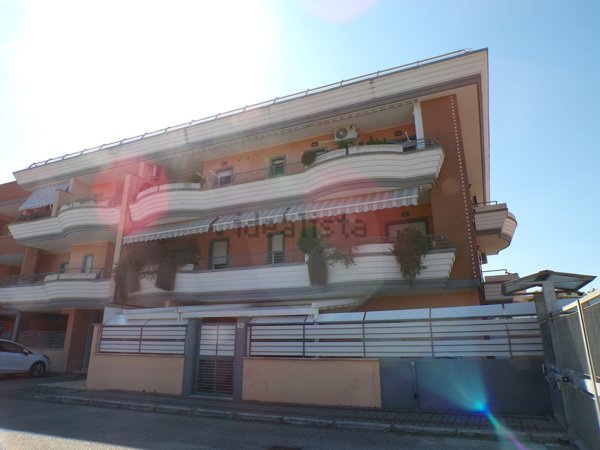 appartamento in vendita ad Aprilia