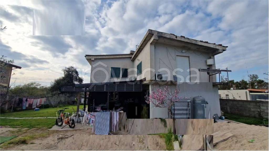 appartamento in vendita ad Aprilia in zona Genio Civile