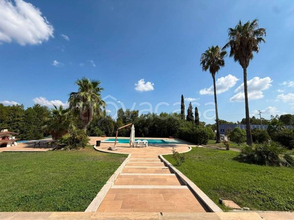 casa indipendente in vendita ad Aprilia in zona Campoverde