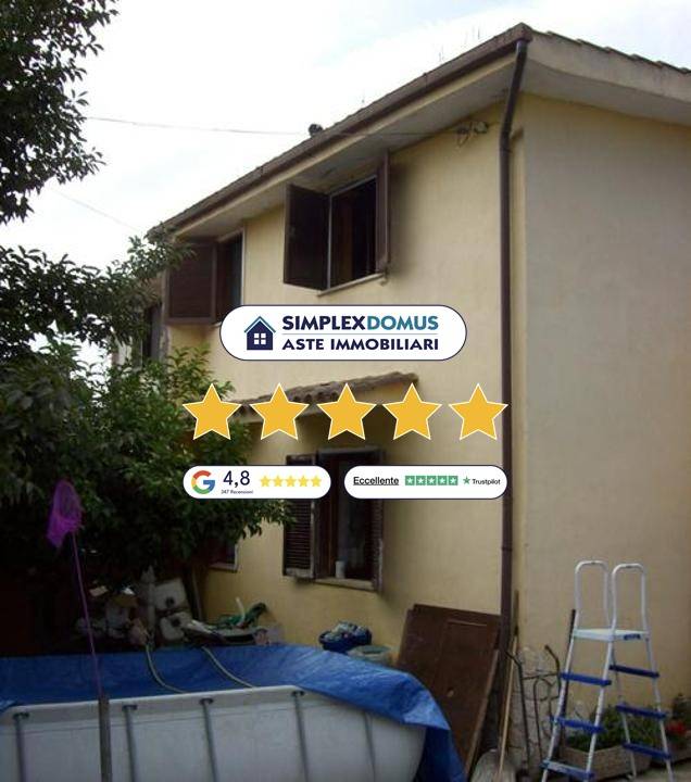 casa indipendente in vendita ad Aprilia in zona Fossignano