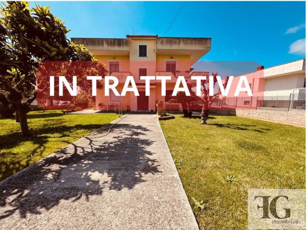 casa indipendente in vendita ad Aprilia