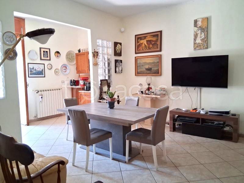 appartamento in vendita ad Aprilia