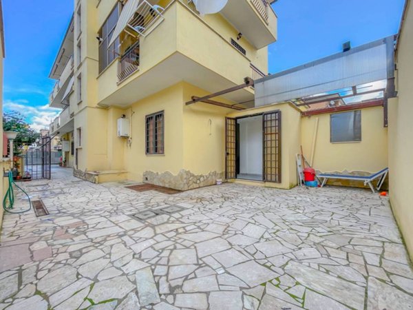 appartamento in vendita ad Aprilia