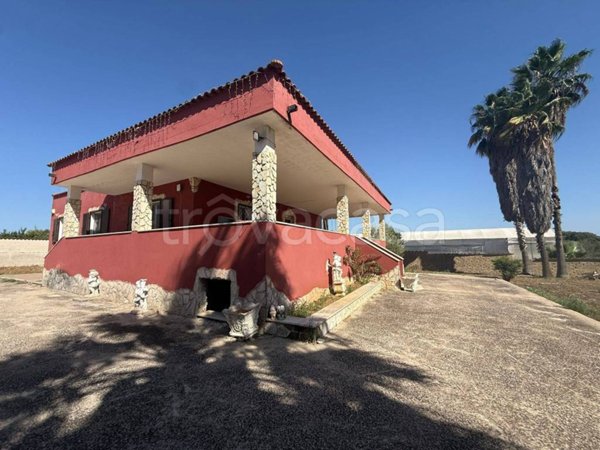 casa indipendente in vendita ad Aprilia in zona Genio Civile