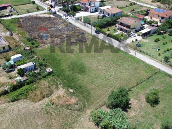 terreno agricolo in vendita ad Aprilia in zona Genio Civile