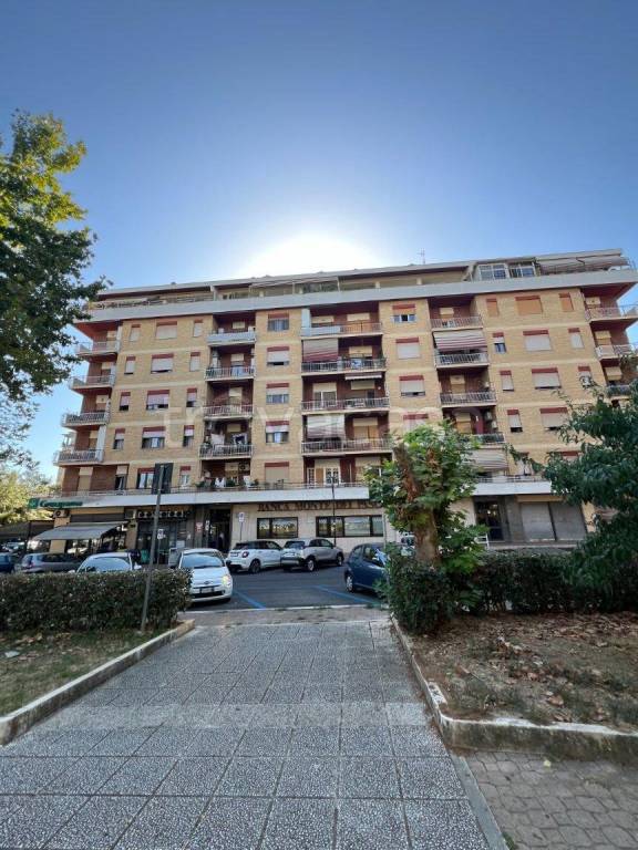 appartamento in vendita ad Aprilia