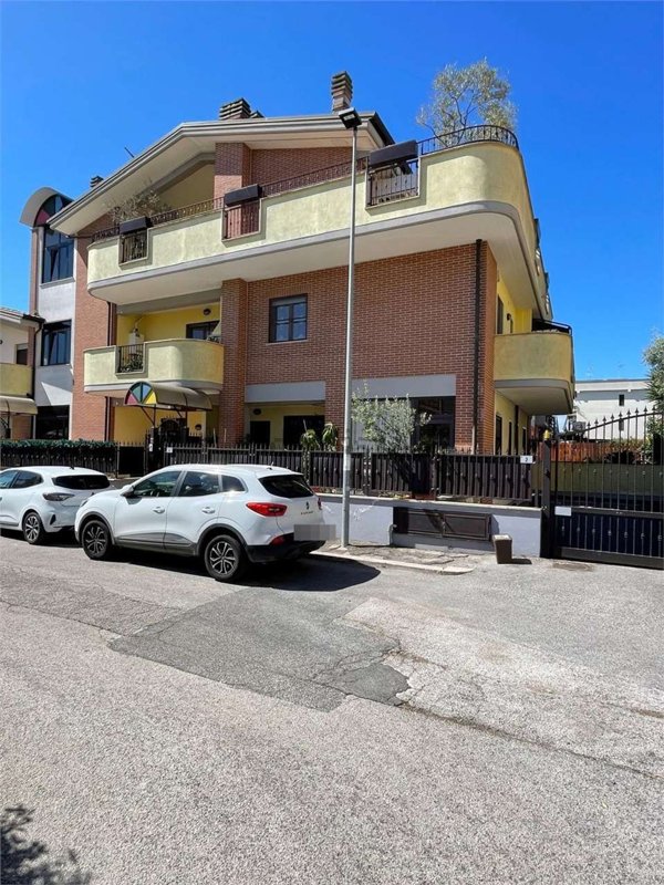 appartamento in vendita ad Aprilia