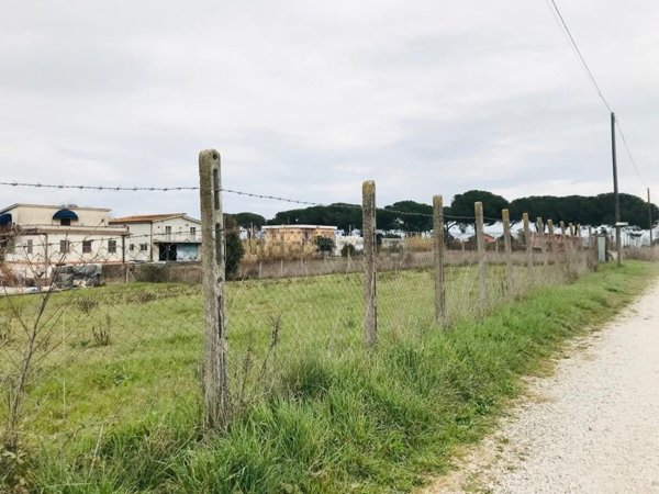 terreno in vendita ad Aprilia