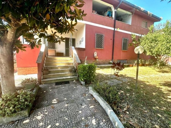 casa indipendente in vendita ad Aprilia