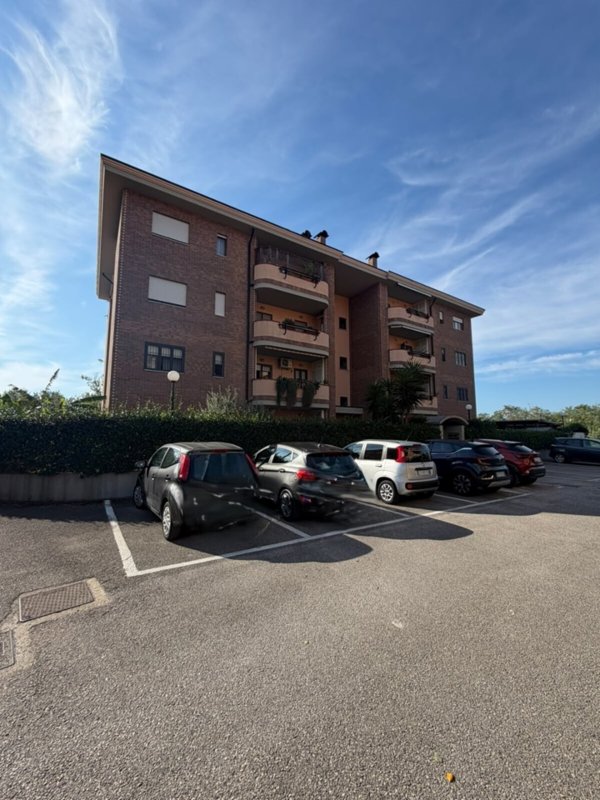 appartamento in vendita ad Aprilia