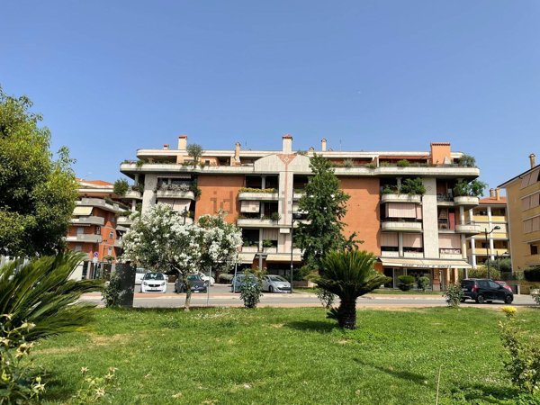 appartamento in vendita ad Aprilia