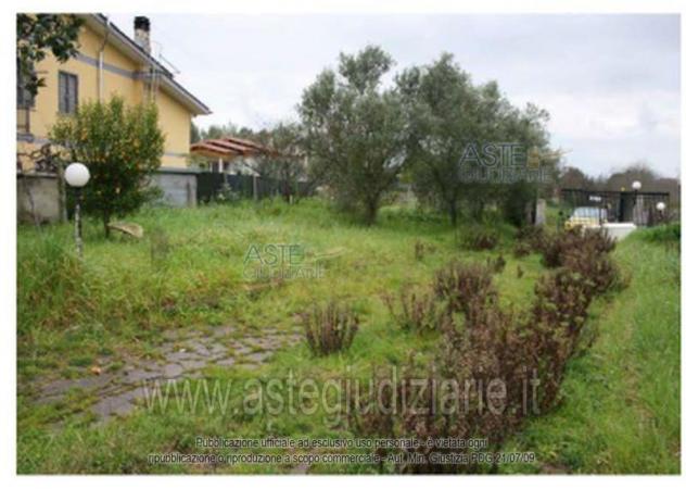 casa indipendente in vendita ad Aprilia in zona Genio Civile