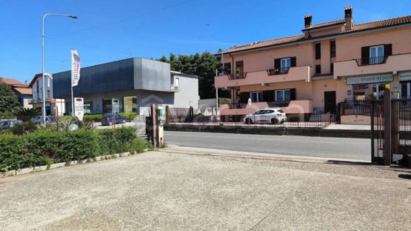 appartamento in vendita ad Aprilia in zona Campoleone
