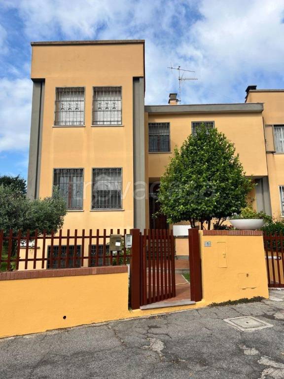 casa indipendente in vendita ad Aprilia