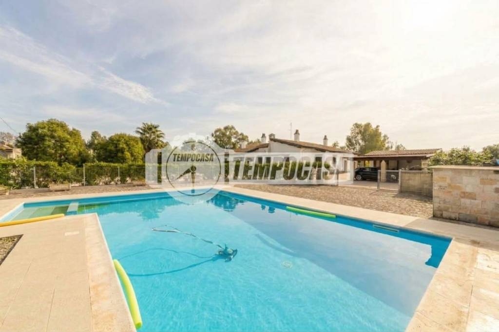 casa indipendente in vendita ad Aprilia
