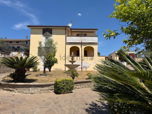 casa indipendente in vendita ad Aprilia