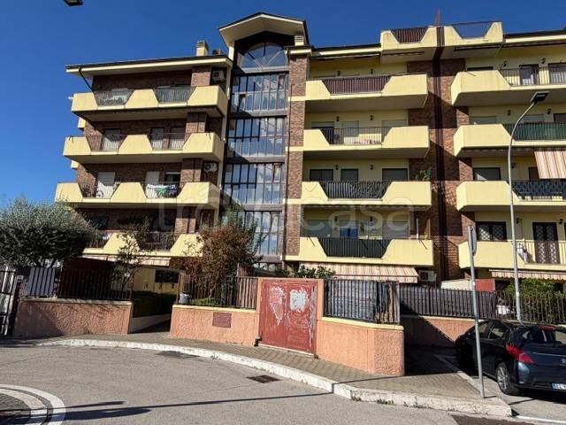 appartamento in vendita ad Aprilia
