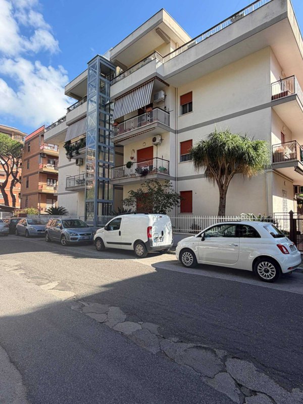 appartamento in vendita ad Aprilia