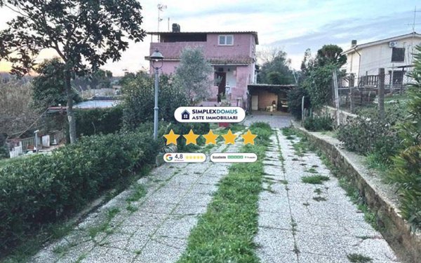 casa indipendente in vendita ad Aprilia in zona Cogna