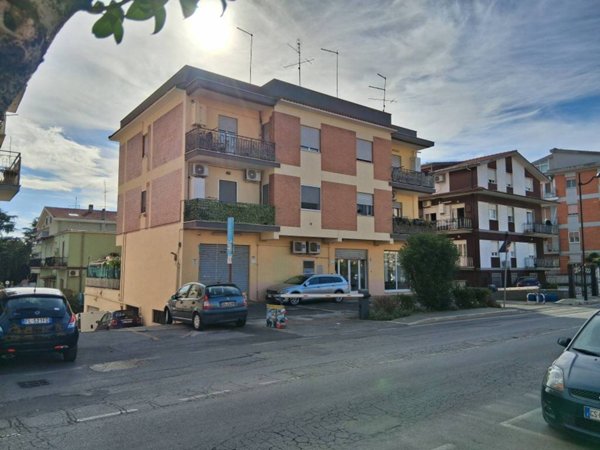 appartamento in vendita ad Aprilia