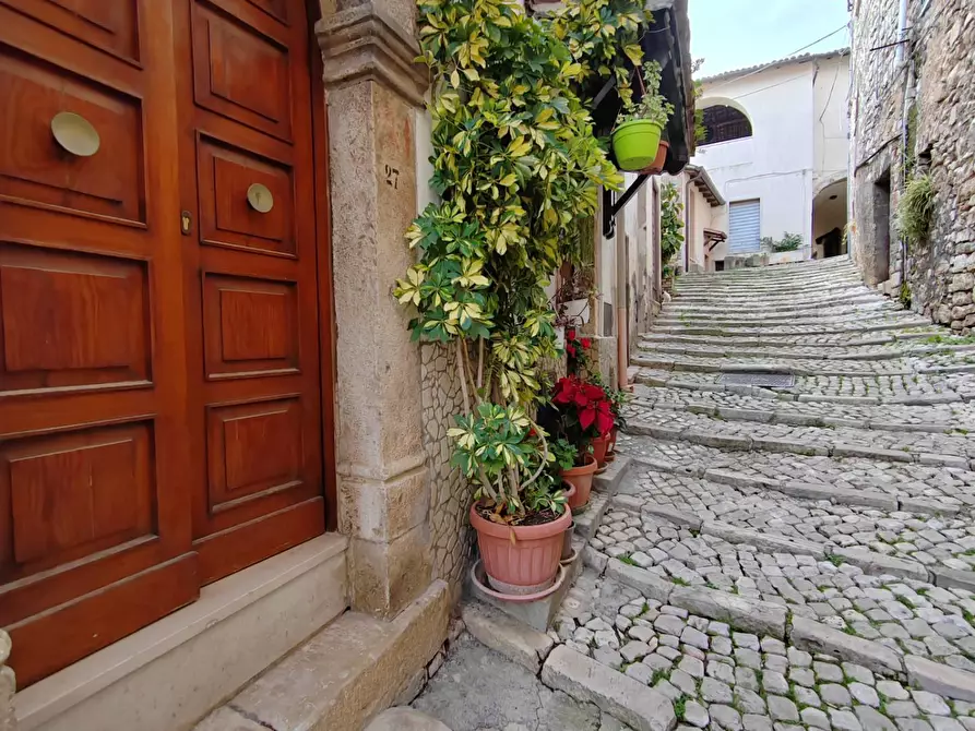 appartamento in vendita a Bassiano