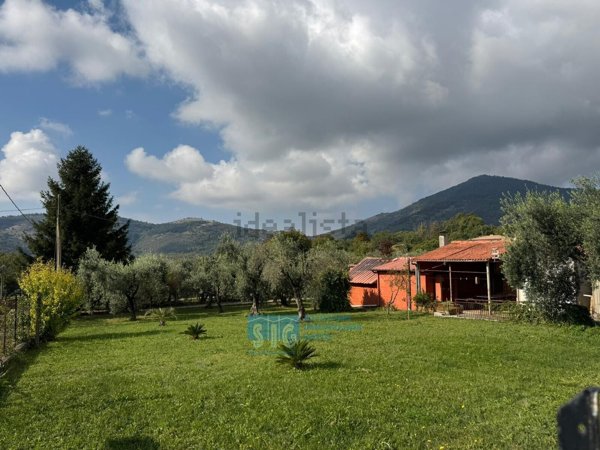 appartamento in vendita a Bassiano