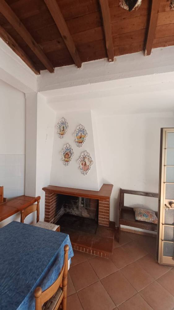 casa indipendente in vendita a Bassiano