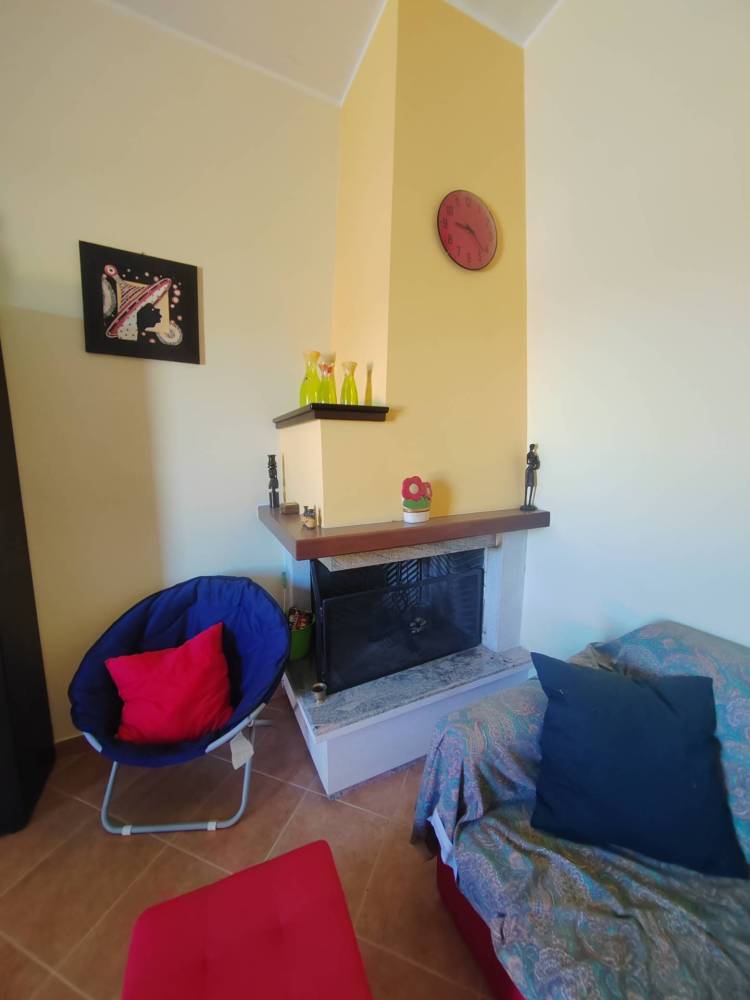 casa indipendente in vendita a Bassiano