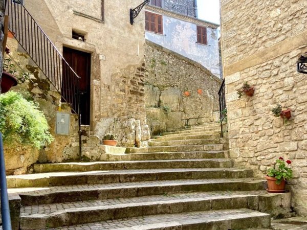 appartamento in vendita a Bassiano