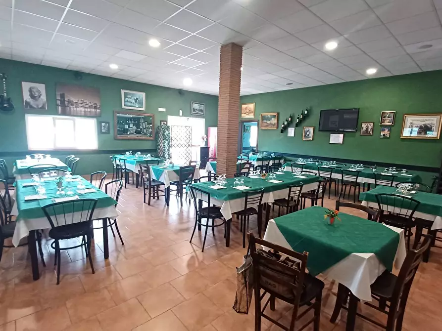 locale commerciale in vendita a Bassiano