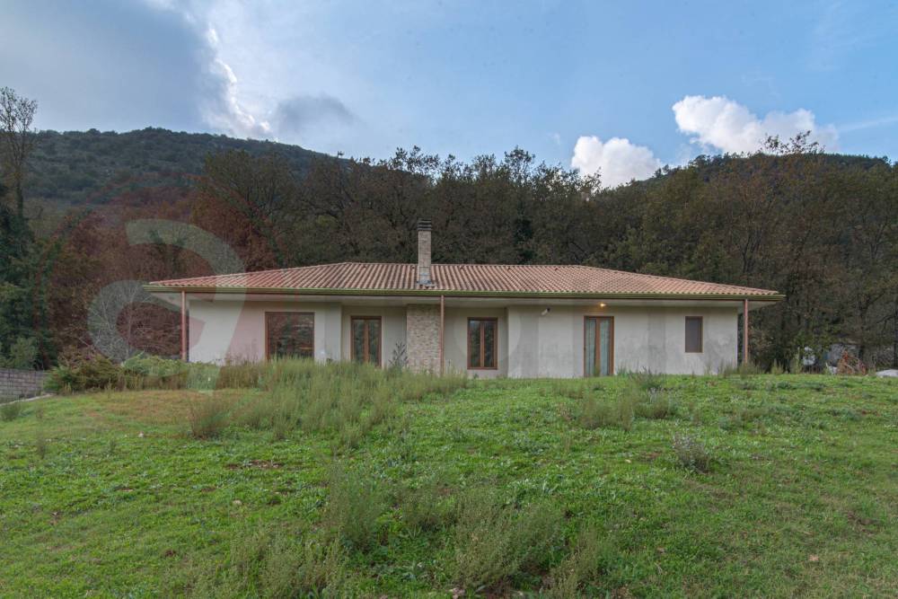 casa indipendente in vendita a Campodimele