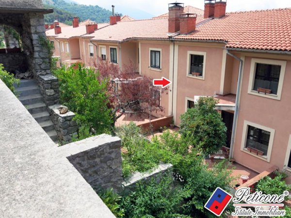 casa indipendente in vendita a Campodimele