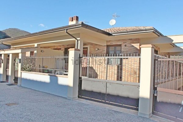 casa semindipendente in vendita a Campodimele