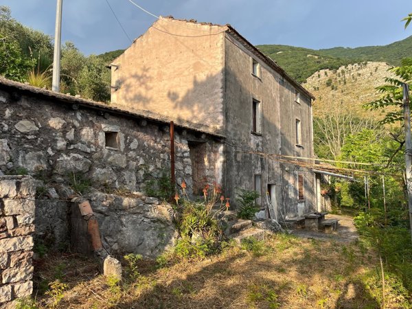 casa indipendente in vendita a Campodimele