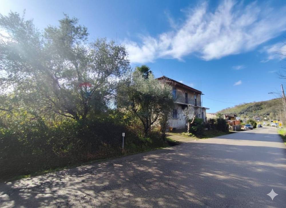 casa indipendente in vendita a Campodimele