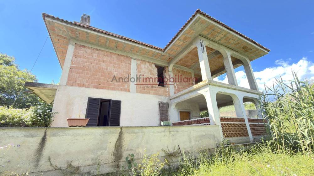 casa indipendente in vendita a Campodimele