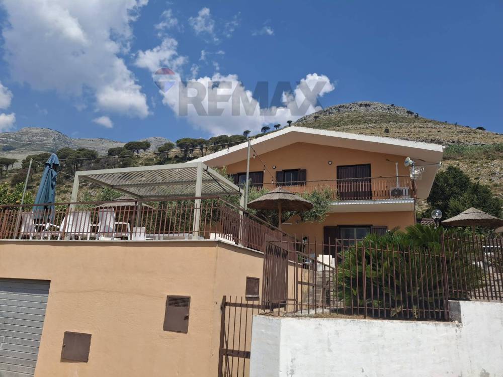 casa indipendente in vendita a Campodimele